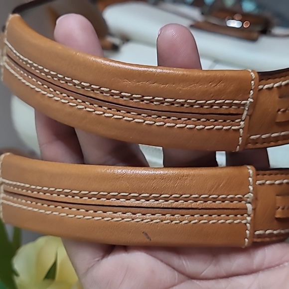 Authentic Coach Hanbag (Vintage) - Picture 6 of 16